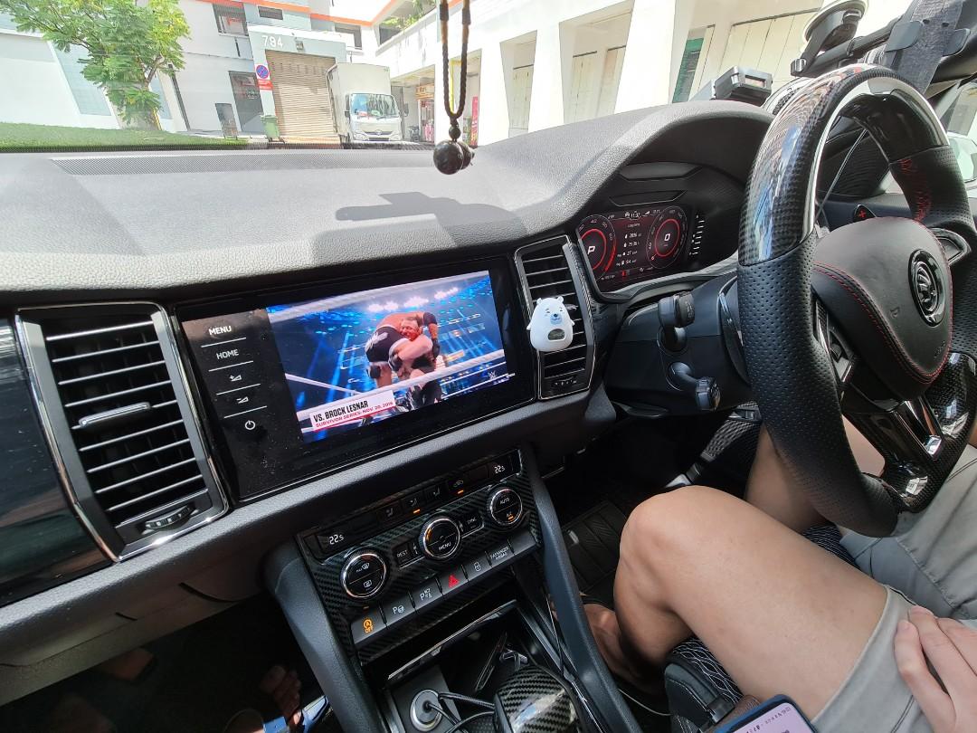 Youtube & Netflix AI-Box per Skoda