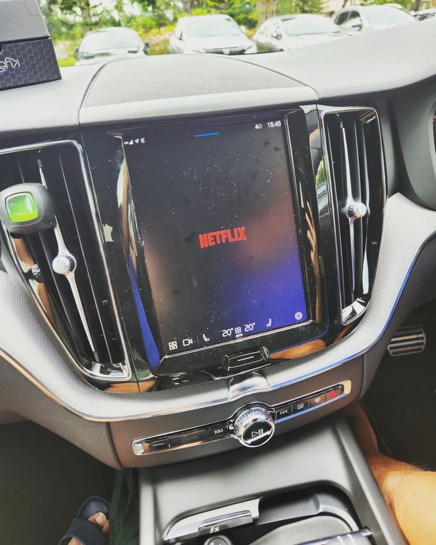 Youtube & Netflix AI-Box für Volvo